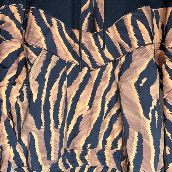 Free People NWOT Walk the Line Pullover - Size L - Picture 8 of 8